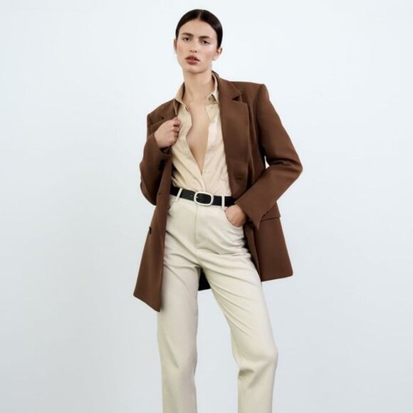 NEW Zara Women's FAUX LEATHER MOM FIT TROUSERS Ecru - Picture 2 of 11